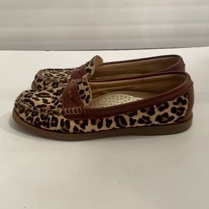 Sperry's leopard print size 8